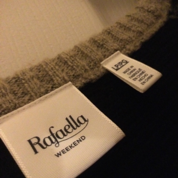 Rafaella weekend women’s poncho, size Large, excellent used condition! - Picture 4 of 5